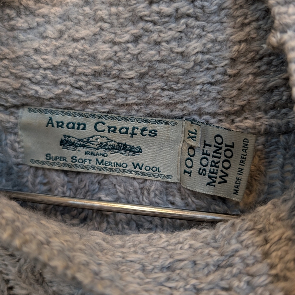 Aran Crafts Pullover ❤️ Sweater - Picture 10 of 14